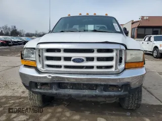 1999 Ford F-250 XL with VIN 1FTNX21S7XEE25340, listed as a Copart auction lot 45423925 with 324,950 mi miles and Salvage title. Bid and sale history available at DreamBid. Image 5.