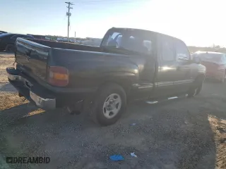 2000 Chevrolet Silverado 1500 LS with VIN 2GCEC19T0Y1335498, listed as a Copart auction lot 46969745 with 430,694 mi miles and Salvage Title. Bid and sale history available at carsss.com. Image 3.