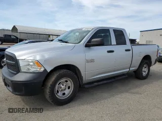 2013 Ram 1500 ST z VIN 1C6RR7FP8DS670147, wystawiony jako Copart lot #48696045 z przebiegiem 144 828 mil mil oraz Czysty tytuł • Clean title. Historia ofert i sprzedaży dostępna na DreamBid. Obrazek 1.