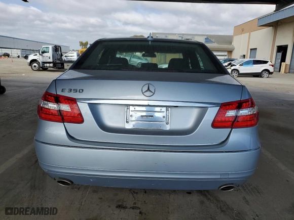 2013 Mercedes-Benz E-Class E 350 Luxury with VIN WDDHF5KB4DA760919, listed as a Copart auction lot 53721435 with 163,052 mi miles and Clean Title. Bid and sale history available at carsss.com. Image 6.