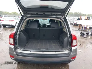 2014 Jeep Compass Latitude with VIN 1C4NJCEB2ED522109, listed as a IAAI auction lot 40282558 with 168,954 mi miles and . Bid and sale history available at carsss.com. Image 8.
