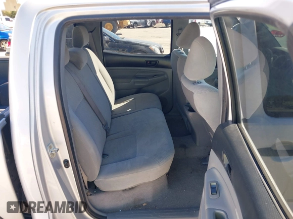 2011 Toyota Tacoma PreRunner with VIN 3TMJU4GN4BM112236, listed as a IAAI auction lot 41595008 with 197,397 mi miles and . Bid and sale history available at DreamBid. Image 8.