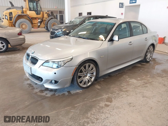 2009 BMW 5 Series 550i with VIN WBANW53549CT55674, listed as a IAAI auction lot 41507964 with 162,776 mi miles and . Bid and sale history available at carsss.com. Image 2.