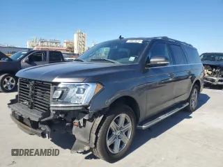 2018 Ford Expedition Max XLT with VIN 1FMJK1HT5JEA02197, listed as a Copart auction lot 45679215 with 116,573 mi miles and Salvage Title. Bid and sale history available at DreamBid. Image 1.