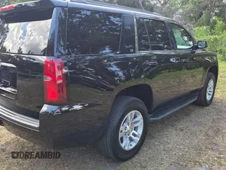 2015 Chevrolet Tahoe LT z VIN 1GNSKBKC0FR180968, wystawiony jako Copart lot #60119995 z przebiegiem 71 681 mil mil oraz Czysty tytuł • Clean title. Historia ofert i sprzedaży dostępna na DreamBid. Obrazek 4.