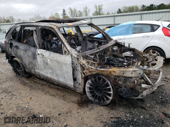 2017 BMW X5 xDrive35d with VIN 5UXKS4C3XH0U04580, listed as a Copart auction lot 49298424 with 0 mi miles and Non Repairable. Bid and sale history available at carsss.com. Image 4.