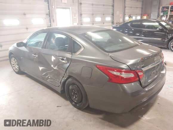 2016 Nissan Altima SL with VIN 1N4AL3AP6GC144496, listed as a IAAI auction lot 41983071 with 90,305 mi miles and . Bid and sale history available at carsss.com. Image 3.