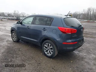 2016 Kia Sportage LX with VIN KNDPB3AC2G7854234, listed as a IAAI auction lot 41985765 with 83,733 mi miles. Bid and sale history available at carsss.com. Image 3.