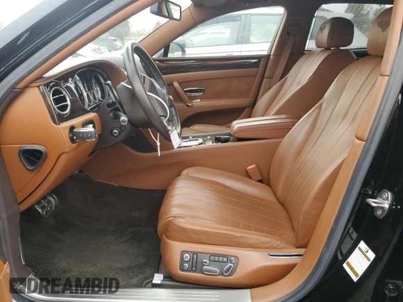 2014 Bentley Flying Spur with VIN SCBEC9ZA4EC094924, listed as a Copart auction lot 86645704 with 31,529 mi miles and Salvage Title. Bid and sale history available at DreamBid. Image 7.