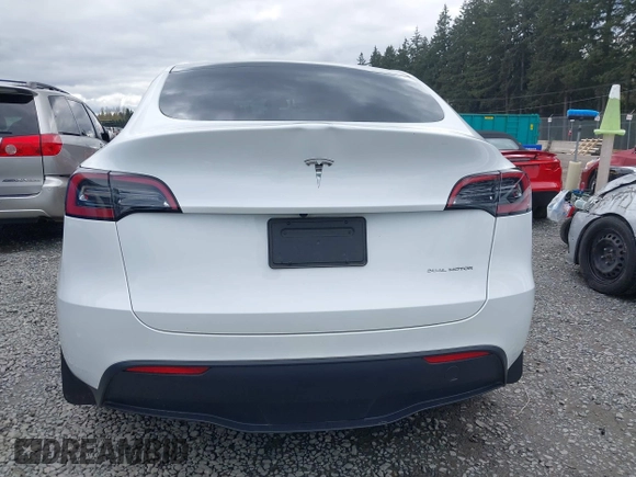 2023 Tesla Model Y Long Range z VIN 7SAYGAEEXPF647352, wystawiony jako IAAI lot #41955933 z przebiegiem Nie podano mil oraz . Historia ofert i sprzedaży dostępna na DreamBid. Obrazek 17.