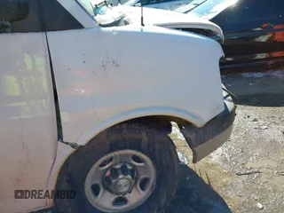 2019 Chevrolet Express Passenger LT с VIN 1GAZGPFG0K1282307, выставлен на аукционе IAAI как лот 41562519 с пробегом 175 934 миль миль и . История ставок и продаж доступна на DreamBid. Изображение 6.