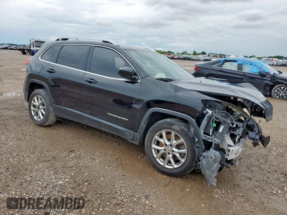 2016 Jeep Cherokee Latitude with VIN 1C4PJLCB2GW302486, listed as a Copart auction lot 60652285 with 113,875 mi miles and Salvage title. Bid and sale history available at DreamBid. Image 4.