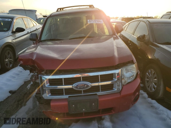 2012 Ford Escape Limited z VIN 1FMCU0E77CKC61217, wystawiony jako Copart lot #87172104 z przebiegiem 130 048 mil mil oraz Szkody całkowita. Historia ofert i sprzedaży dostępna na DreamBid. Obrazek 5.
