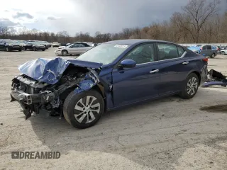 2022 Nissan Altima 2.5 S with VIN 1N4BL4BV6NN356677, listed as a Copart auction lot 50449615 with 61,943 mi miles and Salvage Title. Bid and sale history available at carsss.com. Image 1.
