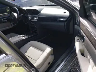 2010 Mercedes-Benz E-Class E 350 Luxury with VIN WDDHF8HB3AA128286, listed as a IAAI auction lot 41970037 with 183,961 mi miles. Bid and sale history available at carsss.com. Image 5.