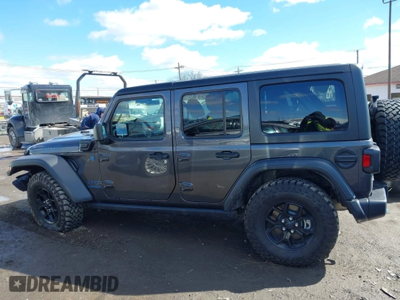 2024 Jeep Wrangler Willys z VIN 1C4RJXN61RW322456, wystawiony jako IAAI lot #41747226 z przebiegiem 2 043 mil mil oraz . Historia ofert i sprzedaży dostępna na DreamBid. Obrazek 14.
