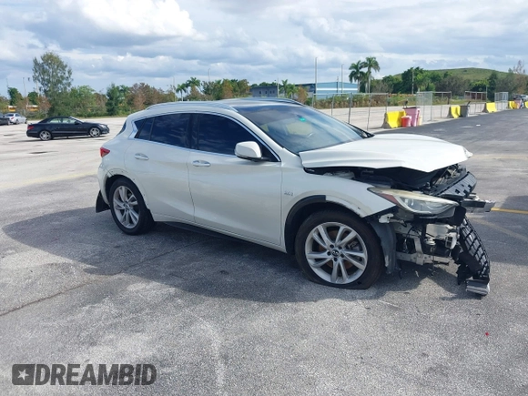 2018 Infiniti QX30 Pure with VIN SJKCH5CPXJA041661, listed as a IAAI auction lot 40614515 with 109,490 mi miles and . Bid and sale history available at DreamBid. Image 1.