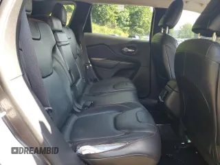 2015 Jeep Cherokee Trailhawk с VIN 1C4PJMBS3FW698997, выставлен на аукционе Copart как лот 63470875 с пробегом 107 535 миль миль и Списание • Salvage title. История ставок и продаж доступна на DreamBid. Изображение 11.