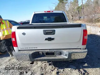 2013 Chevrolet Silverado 1500 LT with VIN 3GCPCSE08DG275451, listed as a IAAI auction lot 41587909 with 130,397 mi miles and . Bid and sale history available at DreamBid. Image 16.