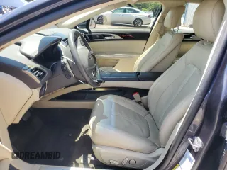 2013 Lincoln MKZ z VIN 3LN6L2GK4DR817557, wystawiony jako Copart lot #60876995 z przebiegiem 77 303 mil mil oraz Szkoda całkowita • Salvage title. Historia ofert i sprzedaży dostępna na DreamBid. Obrazek 7.