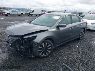 2018 Nissan Altima 2.5 S with VIN 1N4AL3AP9JC255566, listed as a IAAI auction lot 41765787 with 98,358 mi miles. Bid and sale history available at carsss.com. Image 2.