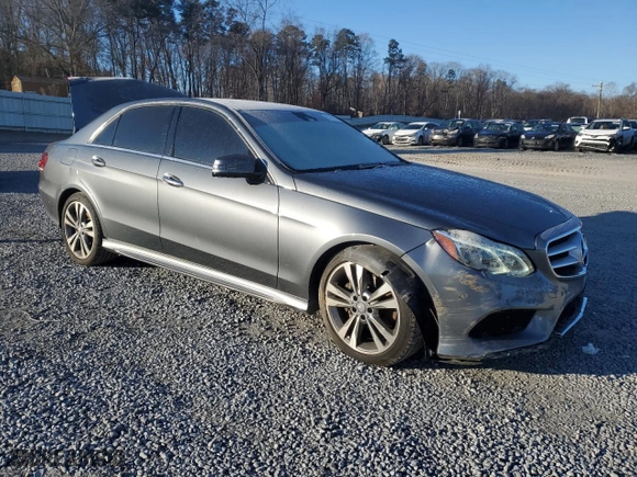 2016 Mercedes-Benz E-Class E 350 Luxury with VIN WDDHF8JBXGB233744, listed as a Copart auction lot 85674534 with 103,250 mi miles and Salvage Title. Bid and sale history available at carsss.com. Image 4.