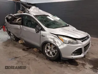2016 Ford Escape Titanium with VIN 1FMCU9J94GUB00815, listed as a IAAI auction lot 40893687 with 152,891 mi miles. Bid and sale history available at carsss.com. Image 1.