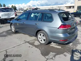 2018 Volkswagen Golf SportWagen S with VIN 3VWD17AUXJM752387, listed as a IAAI auction lot 41526120 with 25,199 mi miles. Bid and sale history available at carsss.com. Image 3.