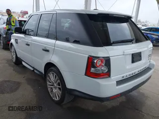 2011 Land Rover Range Rover Sport HSE Lux with VIN SALSK2D43BA702850, listed as a IAAI auction lot 42116624 with 99,733 mi miles and . Bid and sale history available at DreamBid. Image 3.