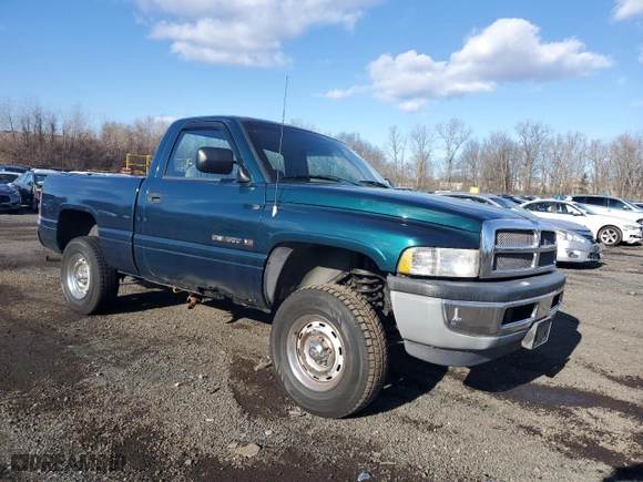 1995 Dodge Ram 1500 with VIN 1B7HF16Y0SS142764, listed as a Copart auction lot 84720074 with 130,034 mi miles and Salvage Title. Bid and sale history available at carsss.com. Image 4.