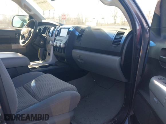 2008 Toyota Tundra 4WD Truck with VIN 5TFBV54178X034448, listed as a IAAI auction lot 41686916 with 185,201 mi miles. Bid and sale history available at carsss.com. Image 5.