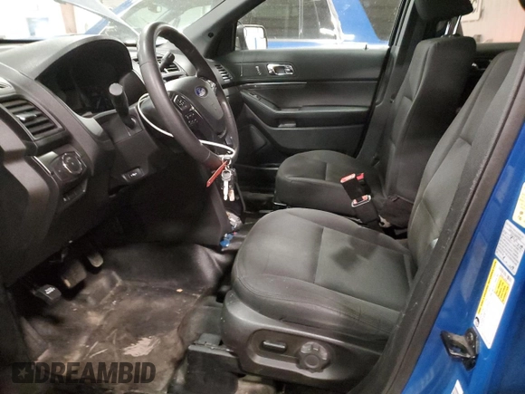 2019 Ford Police Interceptor Utility z VIN 1FM5K8AT2KGB15728, wystawiony jako Copart lot #47269075 z przebiegiem 101 595 mil mil oraz Czysty tytuł • Clean title. Historia ofert i sprzedaży dostępna na DreamBid. Obrazek 7.