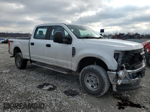 2018 Ford Super Duty F-250 SRW XL with VIN 1FT7W2B68JEB04718, listed as a Copart auction lot 89034645 with 276,292 mi miles and Salvage Title. Bid and sale history available at carsss.com. Image 4.