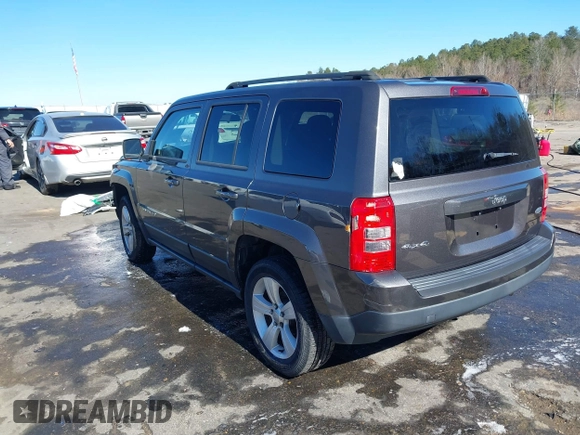 2014 Jeep Patriot Latitude with VIN 1C4NJRFB3ED886007, listed as a IAAI auction lot 41285963 with 127,007 mi miles and . Bid and sale history available at DreamBid. Image 3.