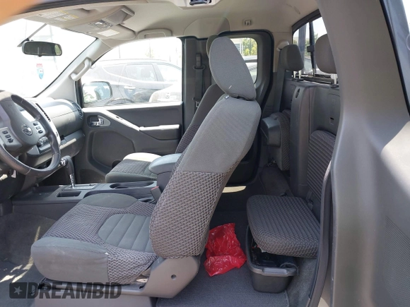 2016 Nissan Frontier SV with VIN 1N6AD0CU7GN720414, listed as a IAAI auction lot 42564856 with 183,119 mi miles and . Bid and sale history available at DreamBid. Image 8.
