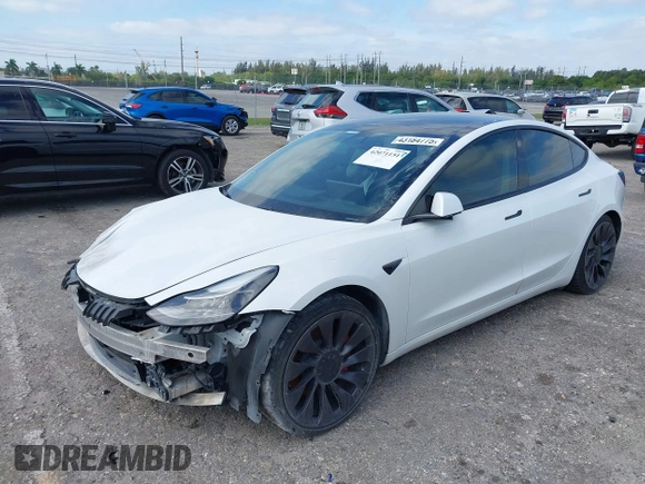 2021 Tesla Model 3 Performance z VIN 5YJ3E1EC5MF984891, wystawiony jako IAAI lot #42071151 z przebiegiem 72 883 mil mil oraz . Historia ofert i sprzedaży dostępna na DreamBid. Obrazek 17.