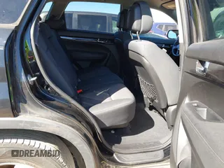 2011 Kia Sorento LX with VIN 5XYKT3A17BG012880, listed as a IAAI auction lot 41717232 with 196,571 mi miles. Bid and sale history available at carsss.com. Image 8.