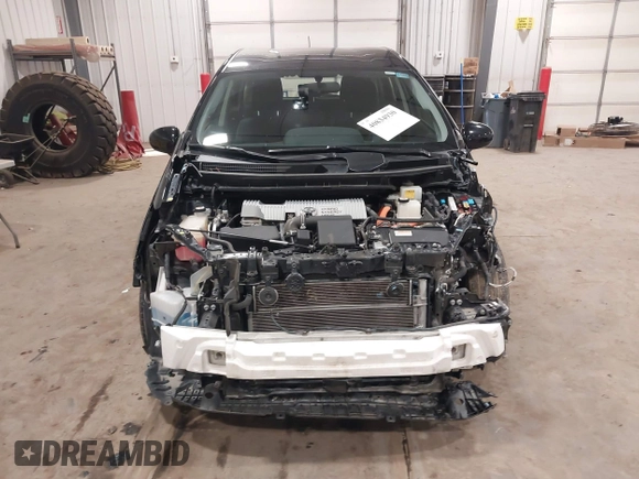 2017 Toyota Prius v Two with VIN JTDZN3EU0HJ063367, listed as a IAAI auction lot 40834930 with 153,045 mi miles. Bid and sale history available at carsss.com. Image 12.