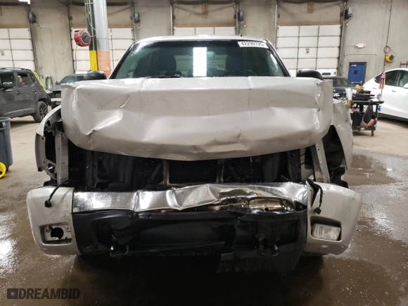 2007 Chevrolet Silverado 1500 LTZ with VIN 2GCEK13M371525637, listed as a Copart auction lot 42299725 with 234,928 mi miles and Salvage Title. Bid and sale history available at carsss.com. Image 5.