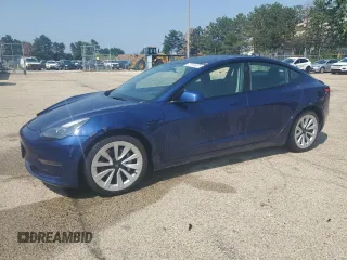 2023 Tesla Model 3 z VIN 5YJ3E1EA0PF450250, wystawiony jako Copart lot #64609205 z przebiegiem 80 240 mil mil oraz Czysty tytuł • Clean title. Historia ofert i sprzedaży dostępna na DreamBid. Obrazek 1.