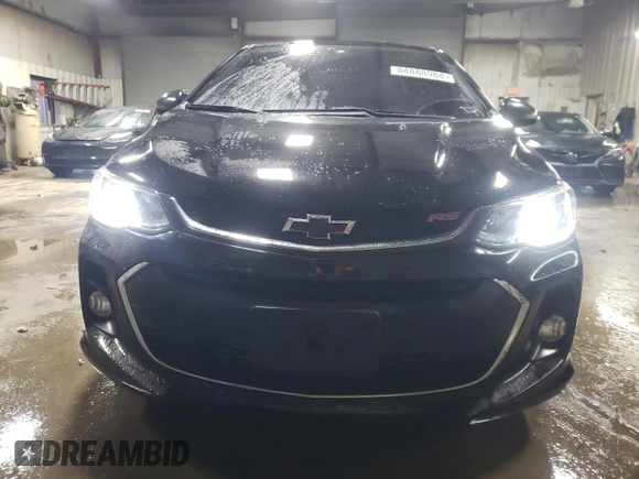 2018 Chevrolet Sonic LT z VIN 1G1JD6SB8J4139628, wystawiony jako Copart lot #84888984 z przebiegiem 81 790 mil mil oraz Szkoda całkowita • Salvage title. Historia ofert i sprzedaży dostępna na DreamBid. Obrazek 5.
