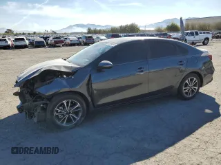 2022 Kia Forte LXS with VIN 3KPF24AD9NE436423, listed as a Copart auction lot 47824565 with 38,229 mi miles and Salvage Title. Bid and sale history available at carsss.com. Image 1.