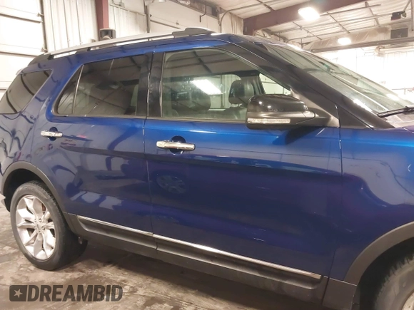 2015 Ford Explorer XLT with VIN 1FM5K8D89FGA55086, listed as a IAAI auction lot 41685799 with 127,771 mi miles and . Bid and sale history available at carsss.com. Image 14.
