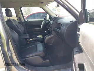 2016 Jeep Patriot Sport with VIN 1C4NJPBA3GD748035, listed as a IAAI auction lot 41894795 with 191,353 mi miles and . Bid and sale history available at DreamBid. Image 5.