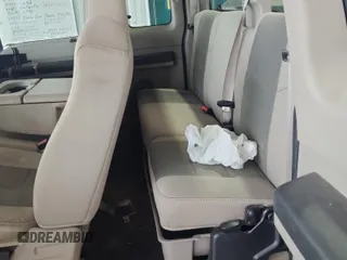 2008 Ford F-250 XL с VIN 1FTSX21R78EB73980, выставлен на аукционе IAAI как лот 42564791 с пробегом 168 150 миль миль и . История ставок и продаж доступна на DreamBid. Изображение 7.