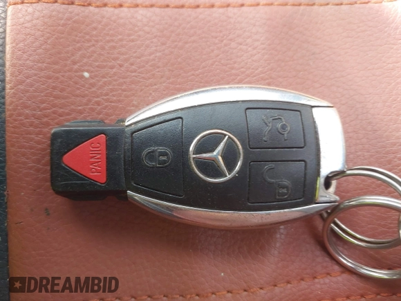 2014 Mercedes-Benz C 250 Sport with VIN WDDGF4HB5EA947035, listed as a IAAI auction lot 42538526 with 119,858 mi miles and . Bid and sale history available at DreamBid. Image 11.