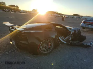 2015 Chevrolet Corvette Z06 1LZ z VIN 1G1YP2D63F5604803, wystawiony jako Copart lot #86177014 z przebiegiem Nie podano mil oraz Szkoda całkowita • Salvage title. Historia ofert i sprzedaży dostępna na DreamBid. Obrazek 3.