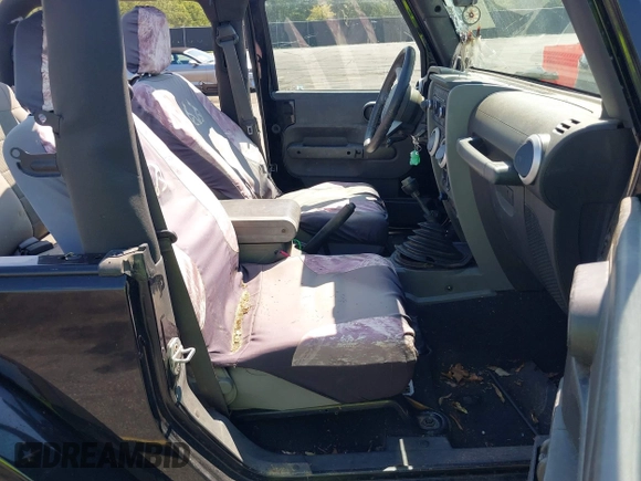 2008 Jeep Wrangler Sahara with VIN 1J4FA54188L541664, listed as a IAAI auction lot 39784204 with 145,145 mi miles and . Bid and sale history available at DreamBid. Image 5.