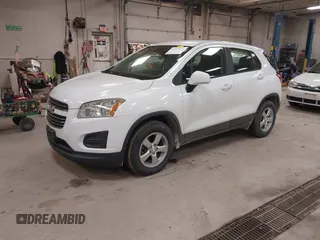 2016 Chevrolet Trax LS with VIN 3GNCJNSB2GL279607, listed as a IAAI auction lot 41421621 with 51,581 mi miles. Bid and sale history available at carsss.com. Image 2.