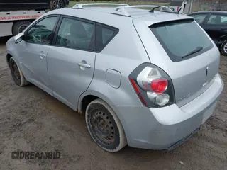 2009 Pontiac Vibe with VIN 5Y2SM67049Z443556, listed as a IAAI auction lot 41996105 with 190,061 mi miles. Bid and sale history available at carsss.com. Image 3.